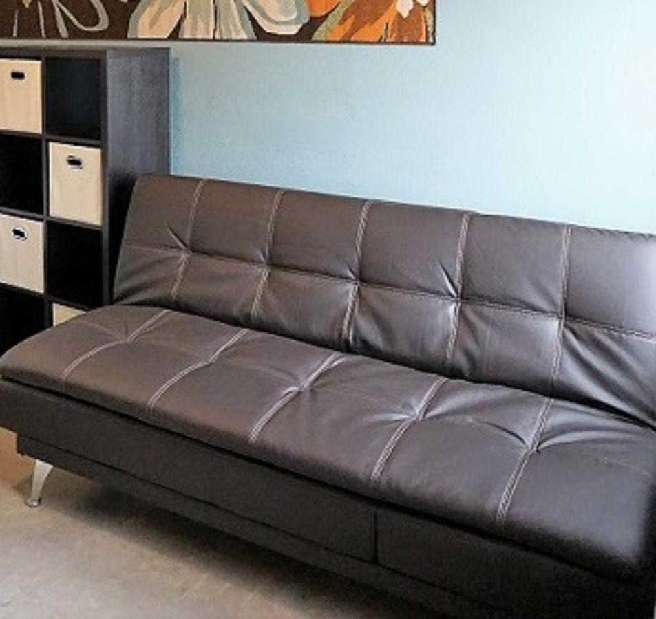 Riverfront Studio Suites 만카톹 외부 사진