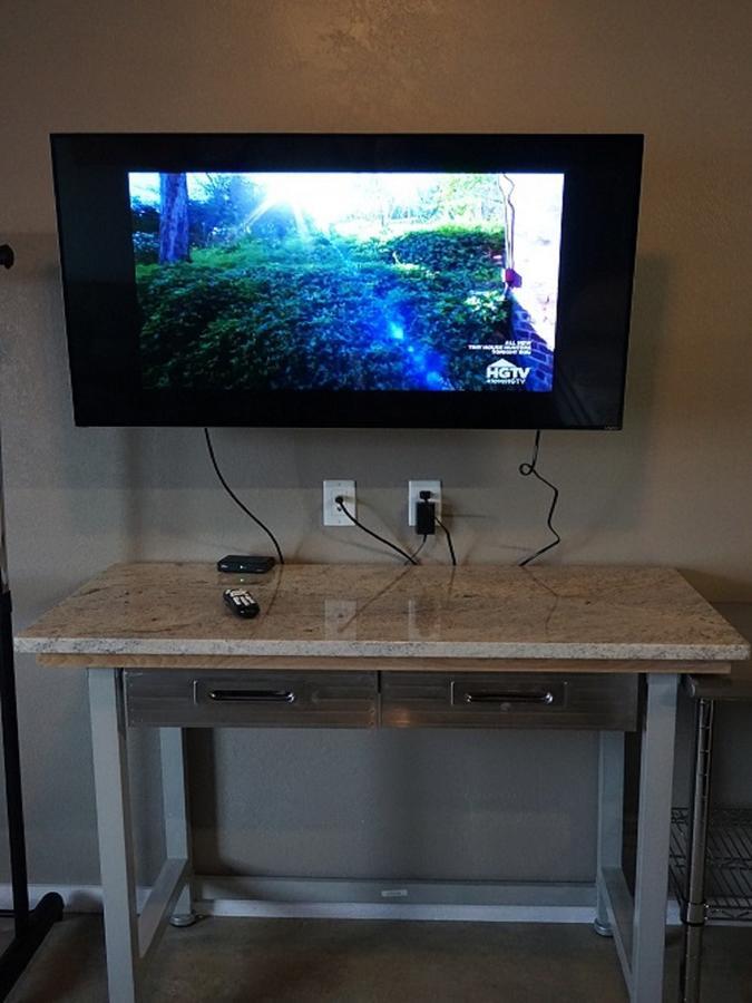 Riverfront Studio Suites 만카톹 외부 사진